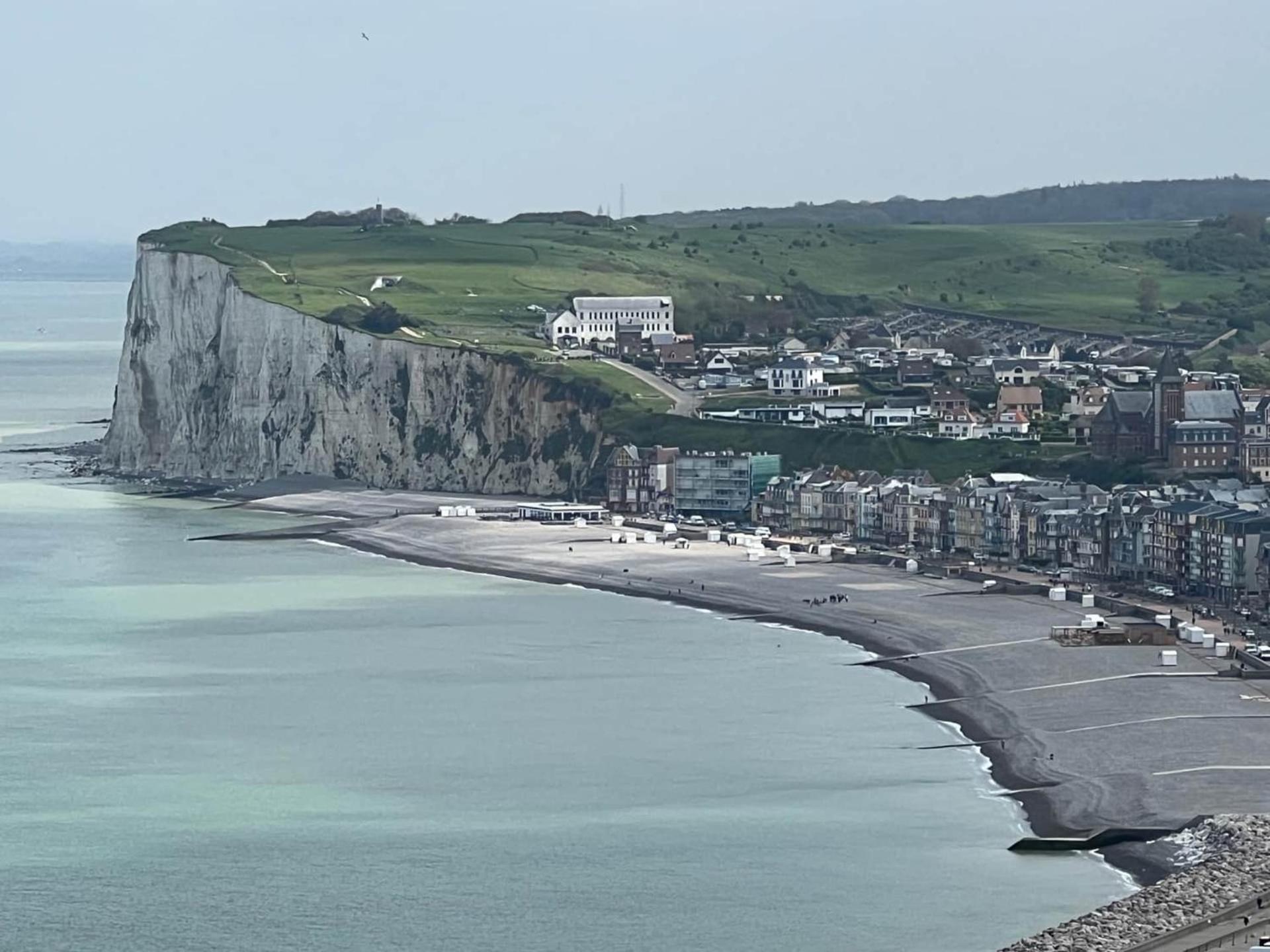 Appartement La Vue Mers Avec Vue Panoramique Et Balcon, 100 M Plage, Velos Fournis Location Capriciosa, Petit Dejeuner En Option Dış mekan fotoğraf